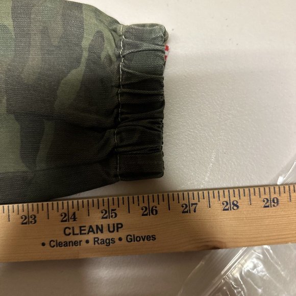 Sundry Jogger Pants Womens 25 Green Camo Cotton Twill Side Stripe Ankle Zip NWT - Picture 15 of 16